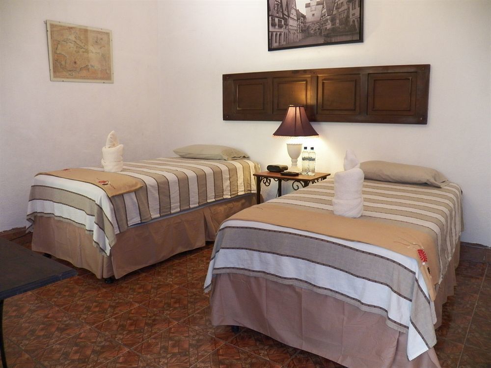 Hotel Gran Plaza Euromaya 危地马拉安地瓜 外观 照片