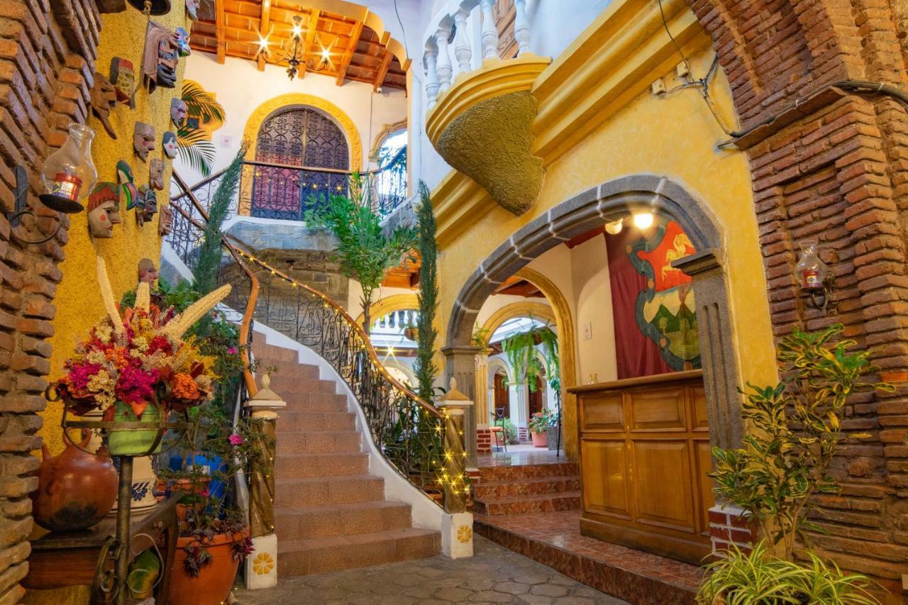Hotel Gran Plaza Euromaya 危地马拉安地瓜 外观 照片